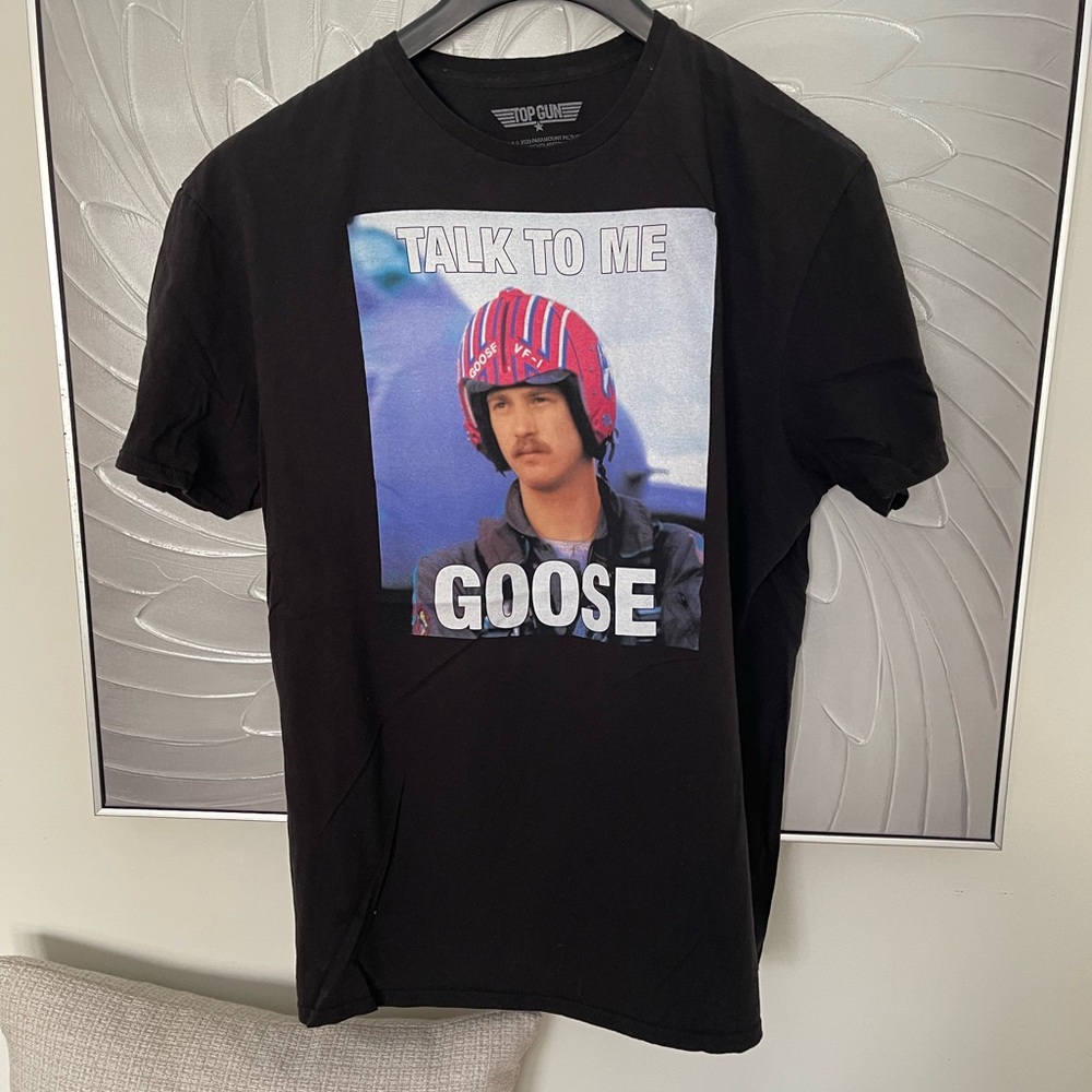 Top Gun Talk To Me Goose Mens graphic tee Extra Large XL black shirt